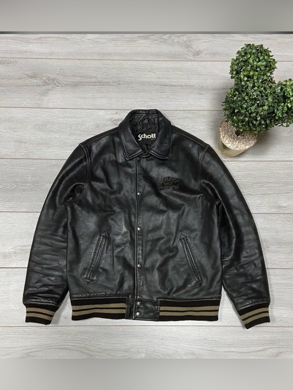 Schott vintage Black varsity leather USA jacket 90s Id n 6875 great condition XL